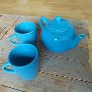 Service Théière et tasses bleu céleste
