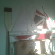 Bateaux rame et étagère pirogue deco