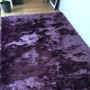 Très beau tapis violet