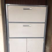 Meuble à clapet en métal marque Atcho