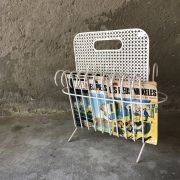 Porte-revues Mategot blanc en métal