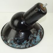 lampadaire projecteur en tole d usine