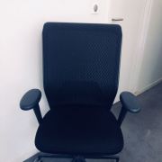 Fauteuils bureaux Mesh de Citterio 