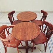 table ronde ou carré avec 2 chaises style bistro année 50