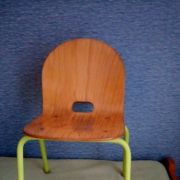 Chaise écolier (maternelle) contreplaqué moulé