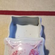Petite boite à bijoux en porcelaine