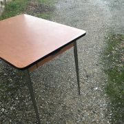 Table en Formica 