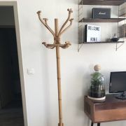 Porte manteau en rotin 