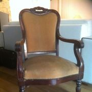 Fauteuil ancien.
