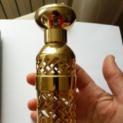 étui Guerlain pour atomiseur