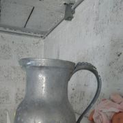 Pichet en étain