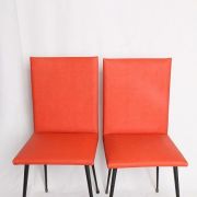 Chaises en skai orange (années 70)