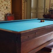 Billard ancien Hénin + accessoires
