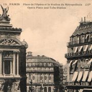 carte postale n et b Paris 1924 place de l'Opéra 