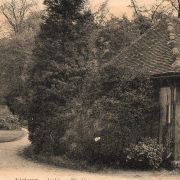 carte postale n et b jardin de l'Etoile à Lisieux 1930