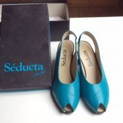 Sandales à talons style Chanel 