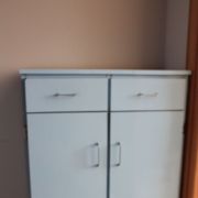 petite armoire formica années 40/50
