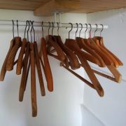 Lot de 17 ceintres vintage