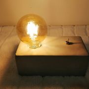 Lampe en béton 