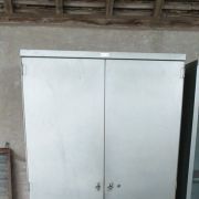 Armoire metal