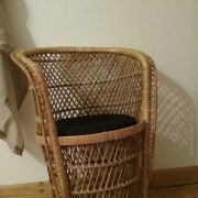 Fauteuil en osier pour enfant 