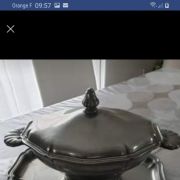 Soupière et son plateau 