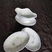 Saucière et 2 petits plats 