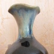 tout petit vase en grès 