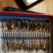 petites cuillères de collection