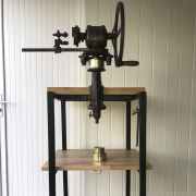 Sertisseuse boîte de conserve 