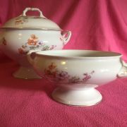 soupière et légumier en porcelaine