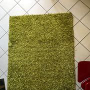 Tapis spaghetti vert acidulé