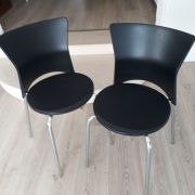 Paire de chaises italiennes Isis fin 90