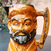 PICHET ANTHROPOMORPHE EN FAIENCE 22 x 17 x 13 cm