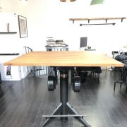 Table Style Loft  Industriel. 120 X 120 cm, H-105