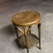 Tabouret ancien en bois style Thonet