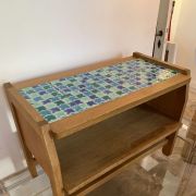 Meuble en bois et carrelage vintage