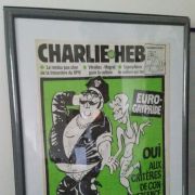cadre CHARLIE HEBDO journal complet GAY PRIDE