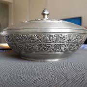 Bonbonnière en Etain avec certificat