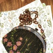 Pochette vintage en perles de verre 