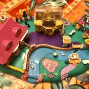 Vintage Polly pocket magical Movin Pollyville 1996 