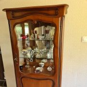 Argentier vitrine en merisier - avec miroir très bon état