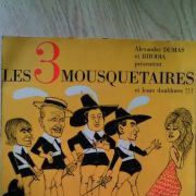 Vinyle "les 3 mousquetaires 45T