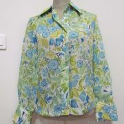 Belle Chemise Vintage aux Couleurs Printanières