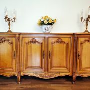 Bahut en merisier style Louis XVI