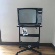 Téléviseur vintage 