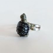 Bague réglable petite tortue de jardin, pour tous