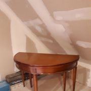 Table ronde en merisier massif 4 personnes