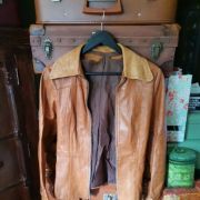 Veste cuir avec ceinture marron claire