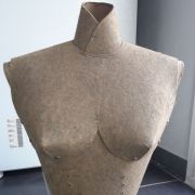 Buste de couture
